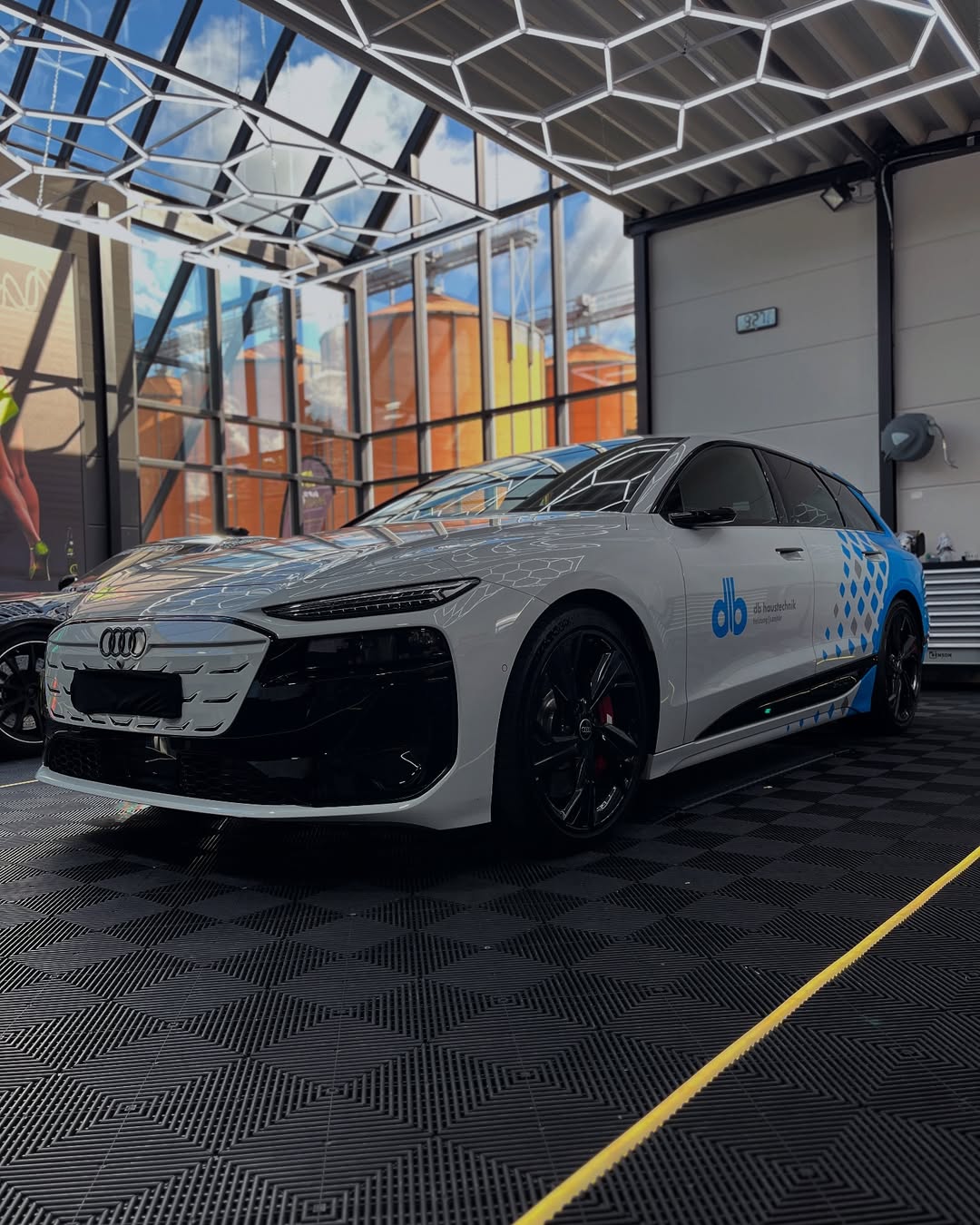 Audi S6 - Designfolierung 🏠🔧