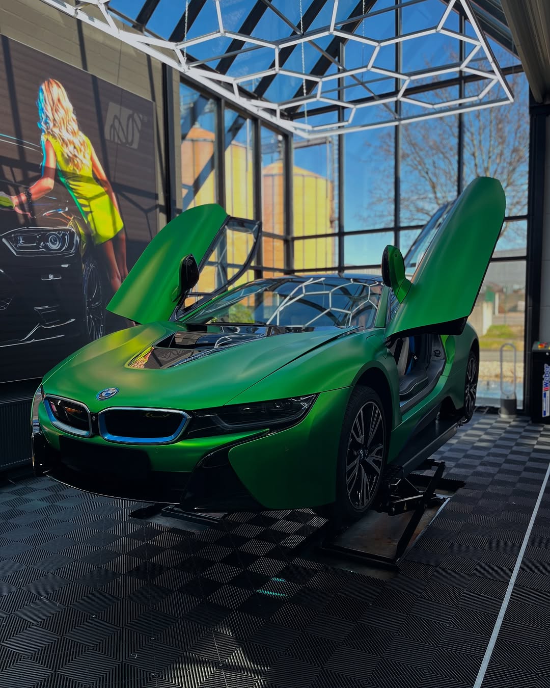 BMW i8 - Lively Green Satin Metallic 🐉